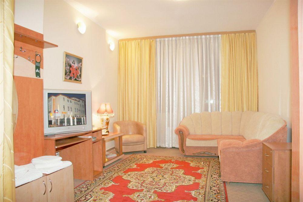 Hotel Amphitryon Букурещ Екстериор снимка